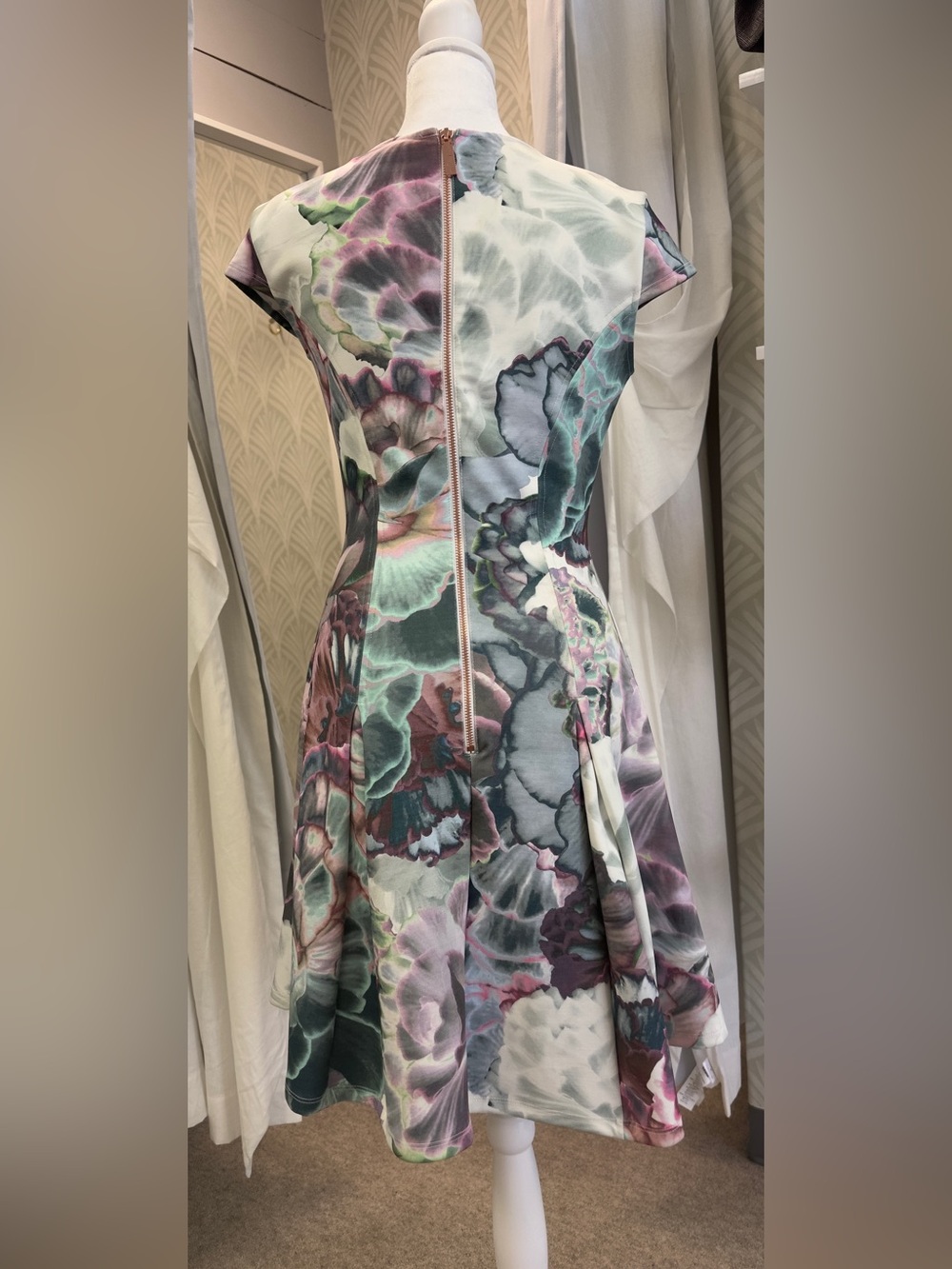 Ted Baker Mah Illuminated Bloom Skater Dress in purple, perfect condition! - Picture 3 of 6